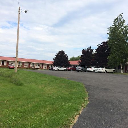 Port Lodge Motel Pulaski Exterior photo